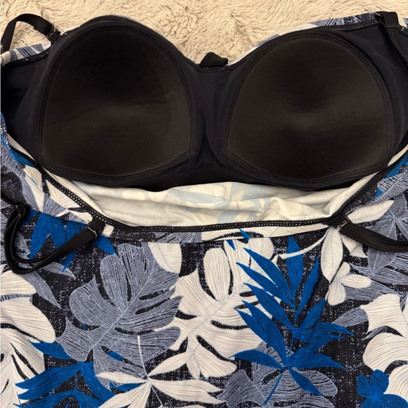 Croft & Barrow Blue and Black Floral Tankini Swim Top - Picture 3 of 5